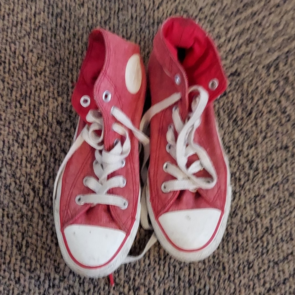 Red Converse - Picture 3 of 3